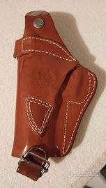 Fondina in cuoio per Beretta 92 con sottoascellare