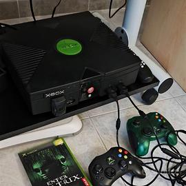 Xbox Classic + HALO +2 Giochi +2 Gamepad + DVD Kit