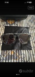 Occhiali da sole
