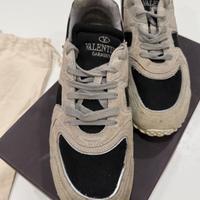 Valentino Garavani Rockrunner Low-Top Sneaker Tg 4