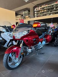HONDA GOLD WING