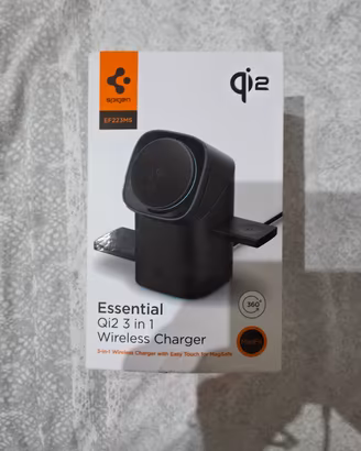 Spigen Essential Qi2 3-in-1 Wireless Charger