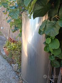 Serbatoio acqua in acciaio verticale da litri 1000