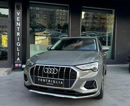 AUDI - Q3 - 35 TDI S tronic Business Advanced