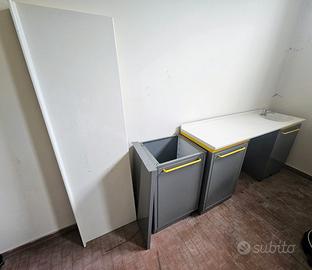 Mobili in metallo componibili