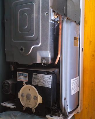 pezzi ricambio caldaia Riello