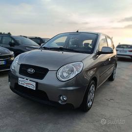 Kia Picanto 1.1 TAGLIANDATA E FRIZIONE NUOVA