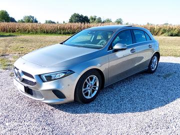 Mercedes-benz A 180 d Automatic Premium EDITION