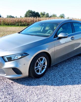 Mercedes-benz A 180 d Automatic Premium EDITION