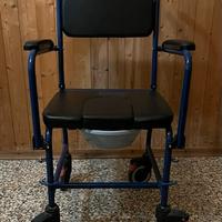 Sedia comoda per anziani