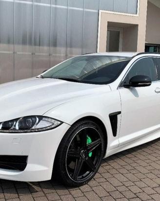 Jaguar Xf sportbrake 3.0 275 CV  RS portfolio