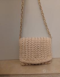 Borsa Artigianale Uncinetto  In Fettuccia Cotone