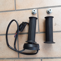 Coppia manopole + comando gas guzzi V85 euro5