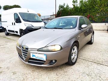 ALFA ROMEO 147 1.9jtm 120cv CLIMA STEREO FENDINE