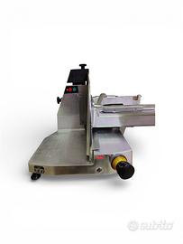 Affettatrice trifase