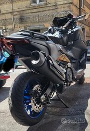 Scooter Yamaha Tmax 560 2025