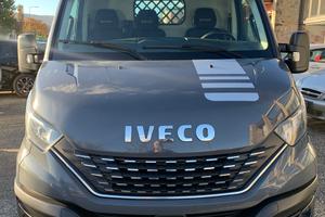 Autocarro Iveco