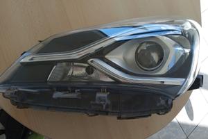 FARO ANTERIORE SX X YARIS ANNO 2016 /17/18