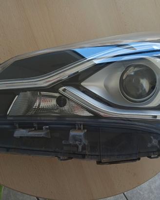 FARO ANTERIORE SX X YARIS ANNO 2016 /17/18