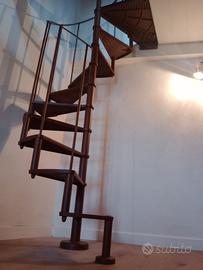 scala a chiocciola in Ghisa 