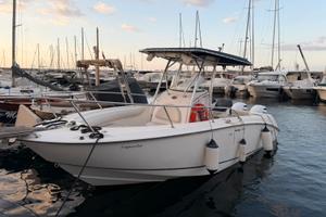 Boston Whaler 240 Outrage