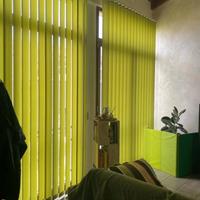 Tende a bande verticali filtranti