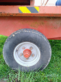 Carro per potatura trainato