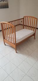 CULLA in legno con rotelle (lettino bambini)