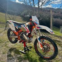 Ktm exc 300 six days 2016