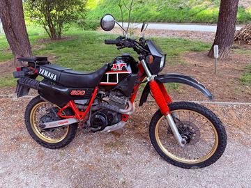 Yamaha XT 600 43F - 1985 - STUPENDA
