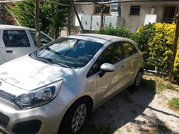 KIA Rio 3ª serie - 2012