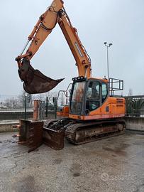 Escavatore Cingolato Doosan DX140 LC