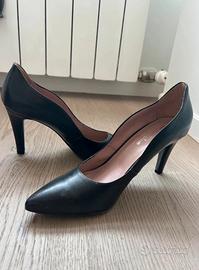 Scarpe varie in blocco