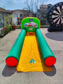 Gonfiabile boowling con motore