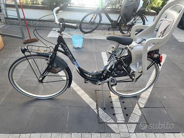 bicicletta da donna per città