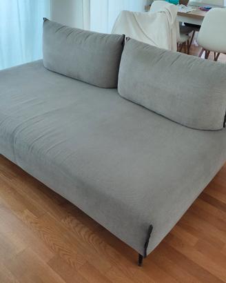 Divano con schienali zavorrati 