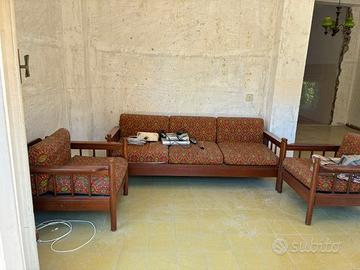 Salotto Legno Massello: Divano 3 posti+2 Poltrone