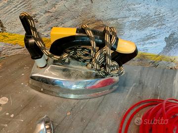 Ferro da stiro antico