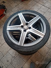 Cerchi in Lega MOMO Design 17" con Gomme 205/40/17