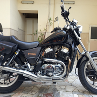 Honda VT 500