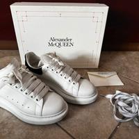 Alexander Mcqueen n 38 1/2