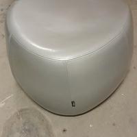 POUF OTTOMAN ECOPELLE, DESIGN