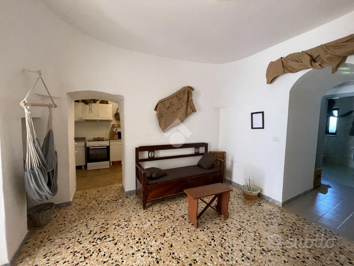 RUSTICO A CISTERNINO - Vista 3