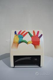 Dispenser di carta asciugamani elettronico