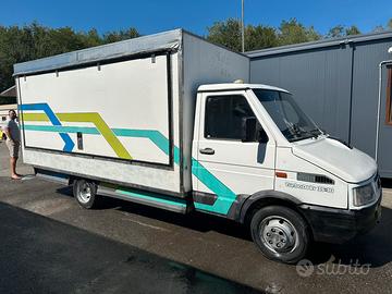 Food truck autonegozio
