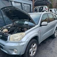 RICAMBI TOYOTA RAV 4 2004 2000cc DIESEL 5 PORTE