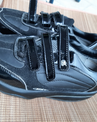 Scarpe fisiologiche MBT