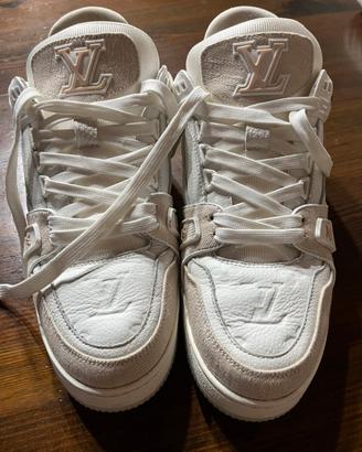 White LV Leather Trainer Sneakers Louis Vuitton 43