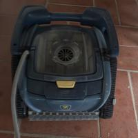 Robot per piscina Zodiac RC 4400 rotto
