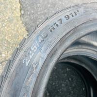 Gomme invernali Kumho 225 x 45 R17 91 H